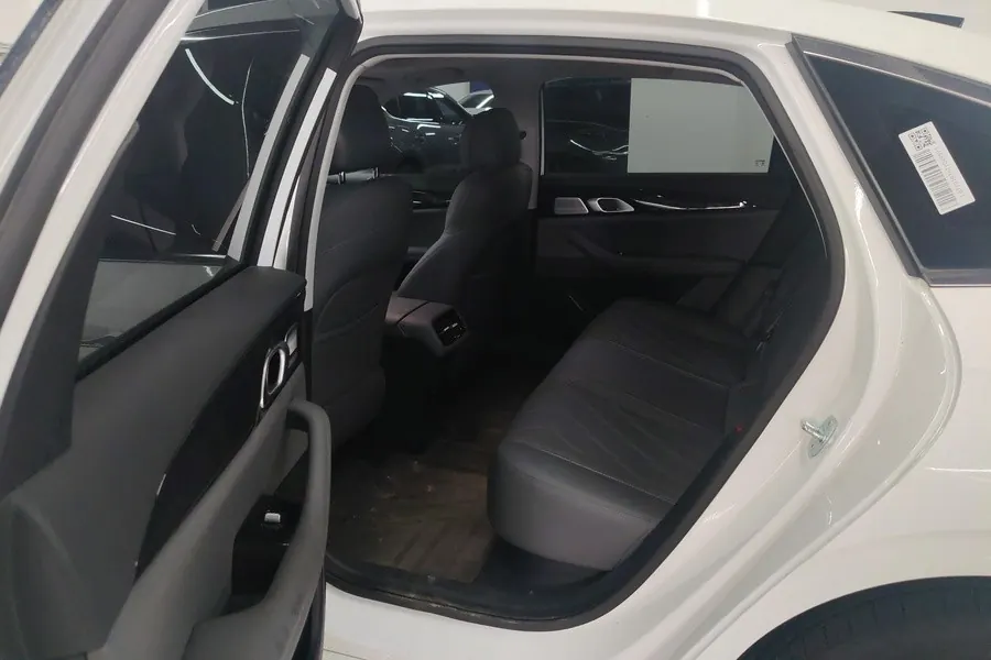 Geely Galaxy 2025 A7 EM-i 1.5 150km Discovery Edition Automatic Gear 4