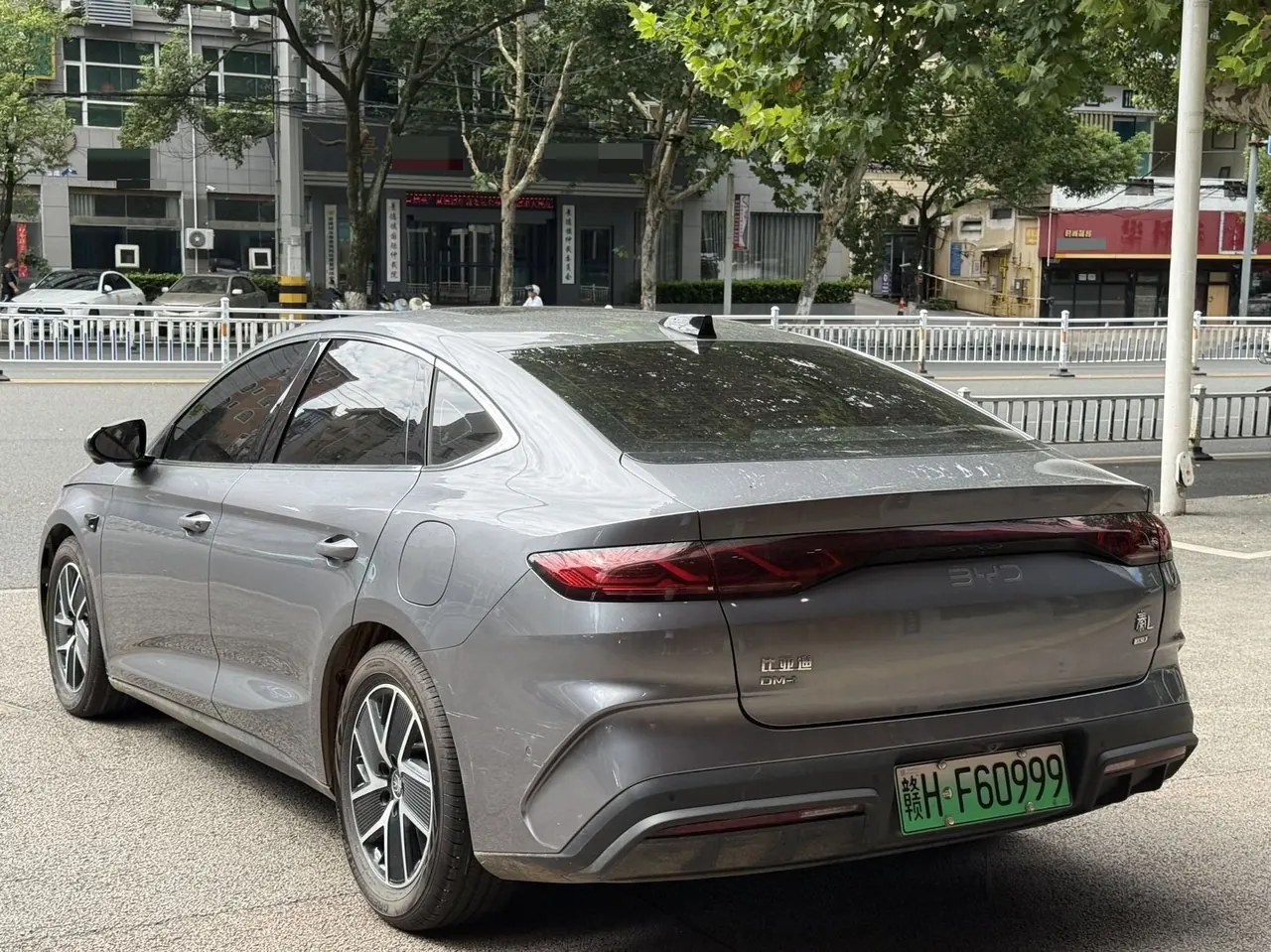 BYD 2025 Qin L DM-i 1.5 stepless smart driving version 80KM Exceed automatic gear 6