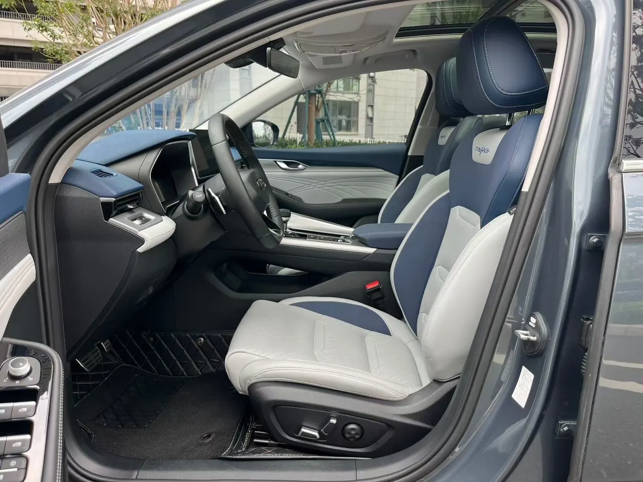 Geely 2021 xingrui 2.0T distinguished model (modified) automatic gear 7