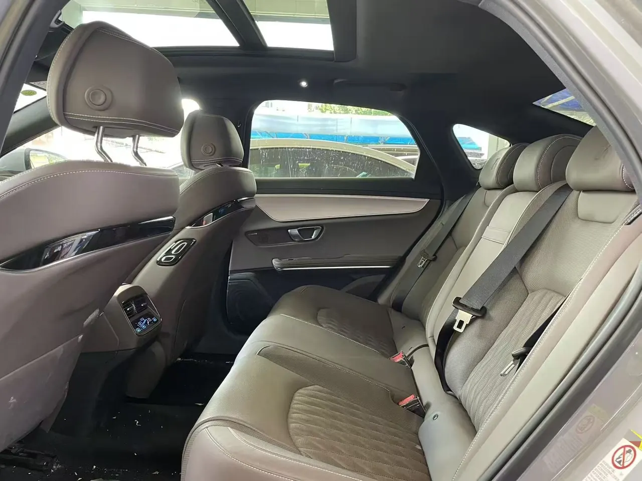 BYD 2025 Han DM-i 1.5T stepless smart driving version 125KM honorable automatic gear 4