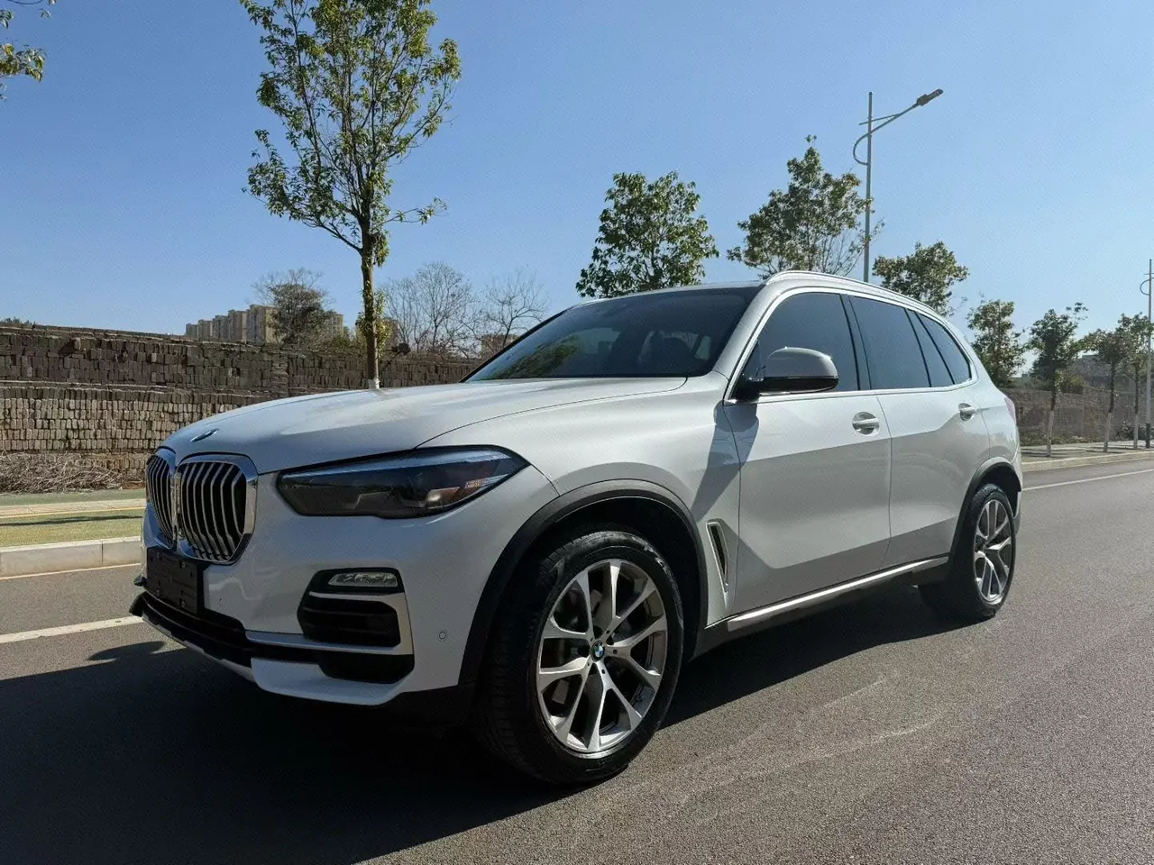打开图片灯箱:BMW X5 (Imported) 2020 X5 xDrive30i 2.0T X Design Set Automatic Gear