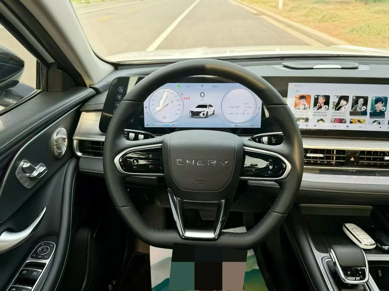 Chery 2025 Erez 8 1.6T Automatic Gear 7