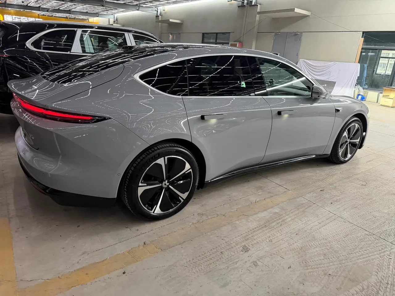 NIO 2025 ET5 75kWh automatic transmission 5