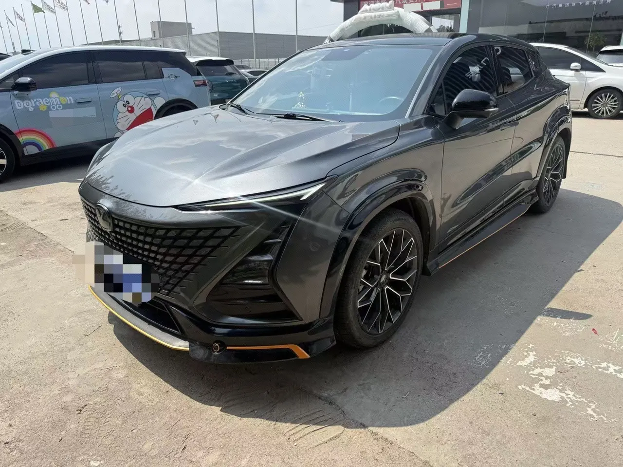 Open image lightbox: ChangAn 2022 UNI-T 1.5T honorable automatic gear