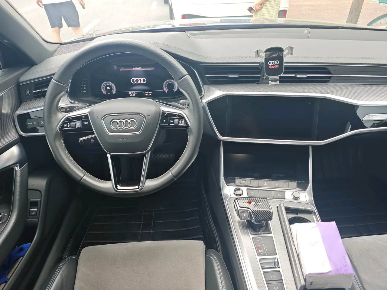 Audi 2021 A6L 2.0TFSI 45TFSI Selected Dynamic Automatic 9