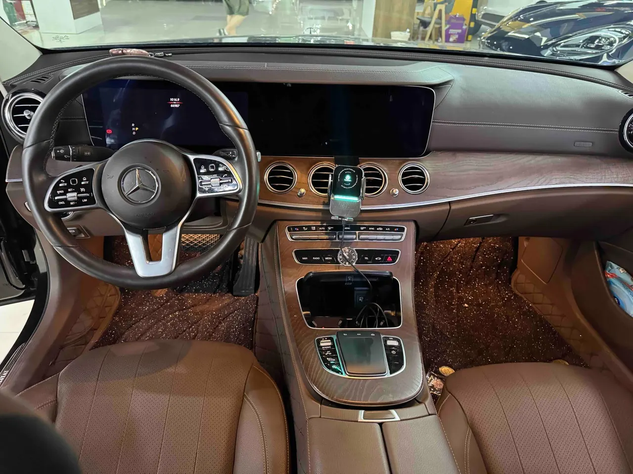 Mercedes Benz E-Class 2020 E 300 L 2.0T Fashion Automatic Gear 2