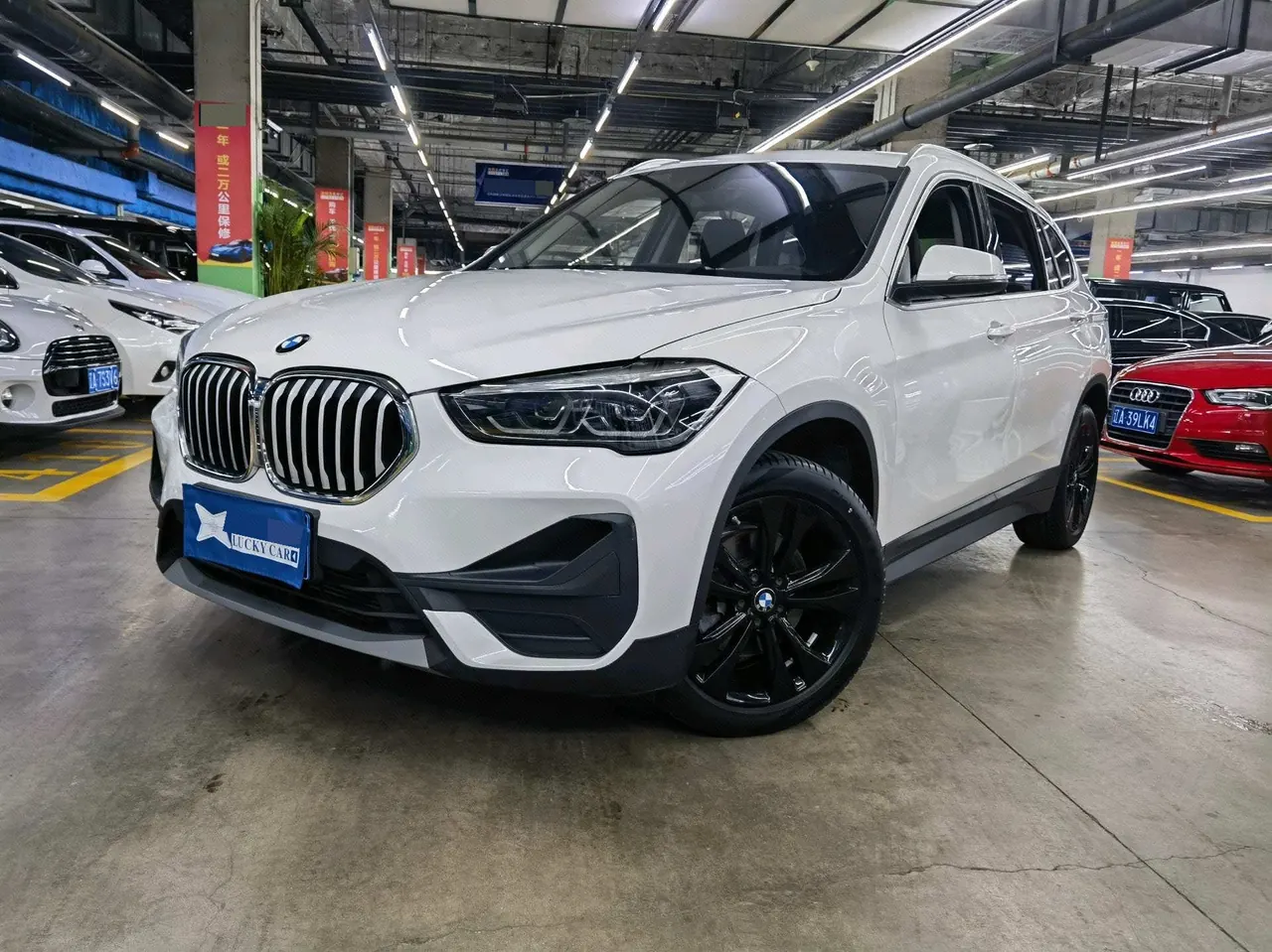 Open image lightbox: BMW 2021 X1 sDrive20Li 1.5T fashion automatic gear