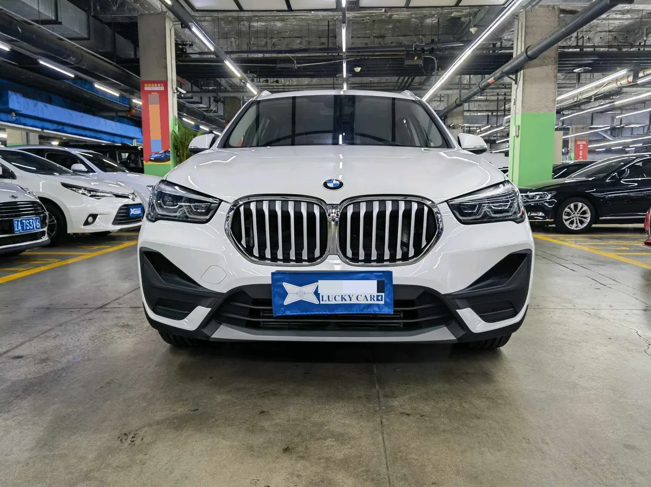 BMW 2021 X1 sDrive20Li 1.5T fashion automatic gear 2