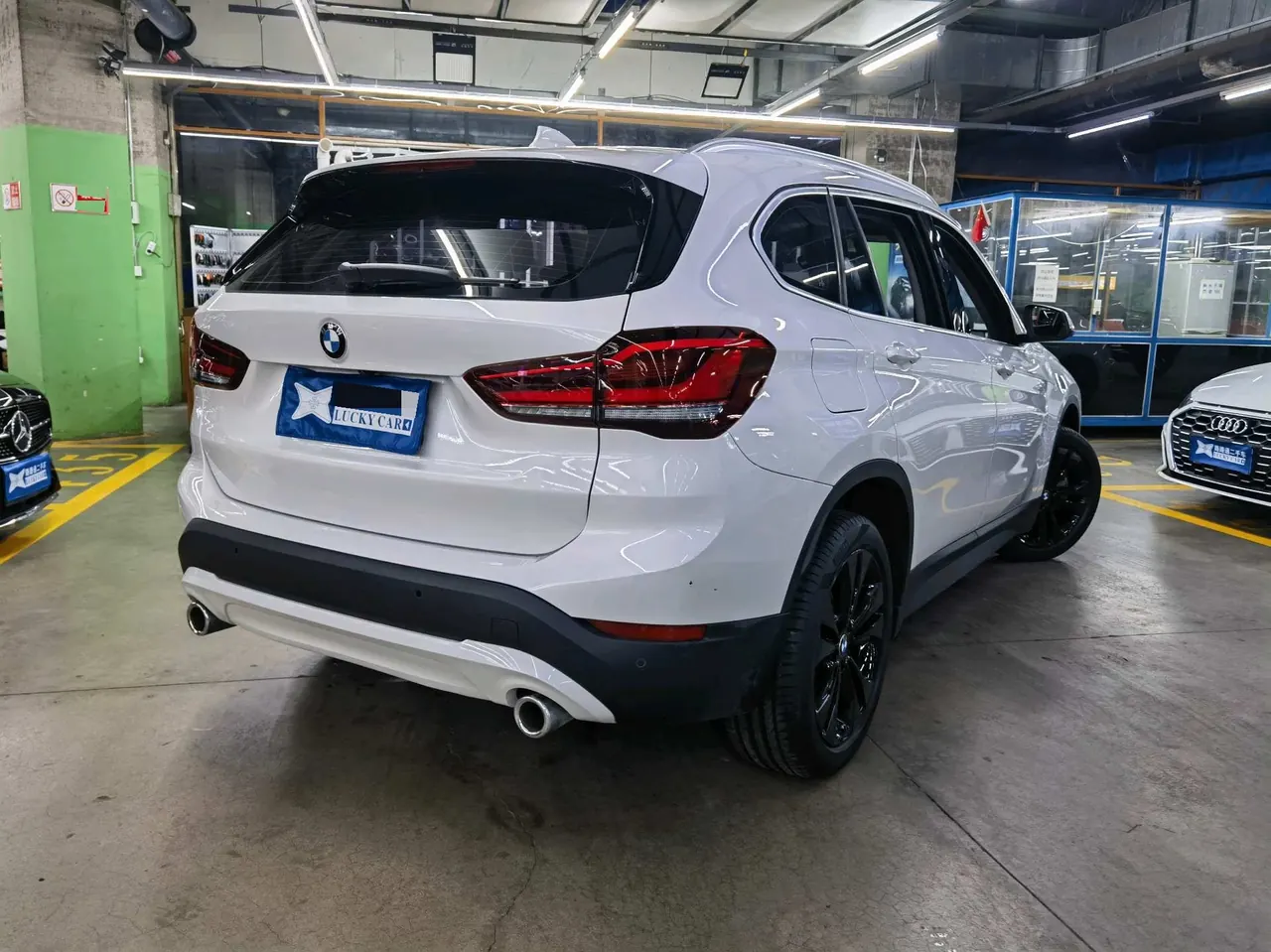 BMW 2021 X1 sDrive20Li 1.5T fashion automatic gear 4