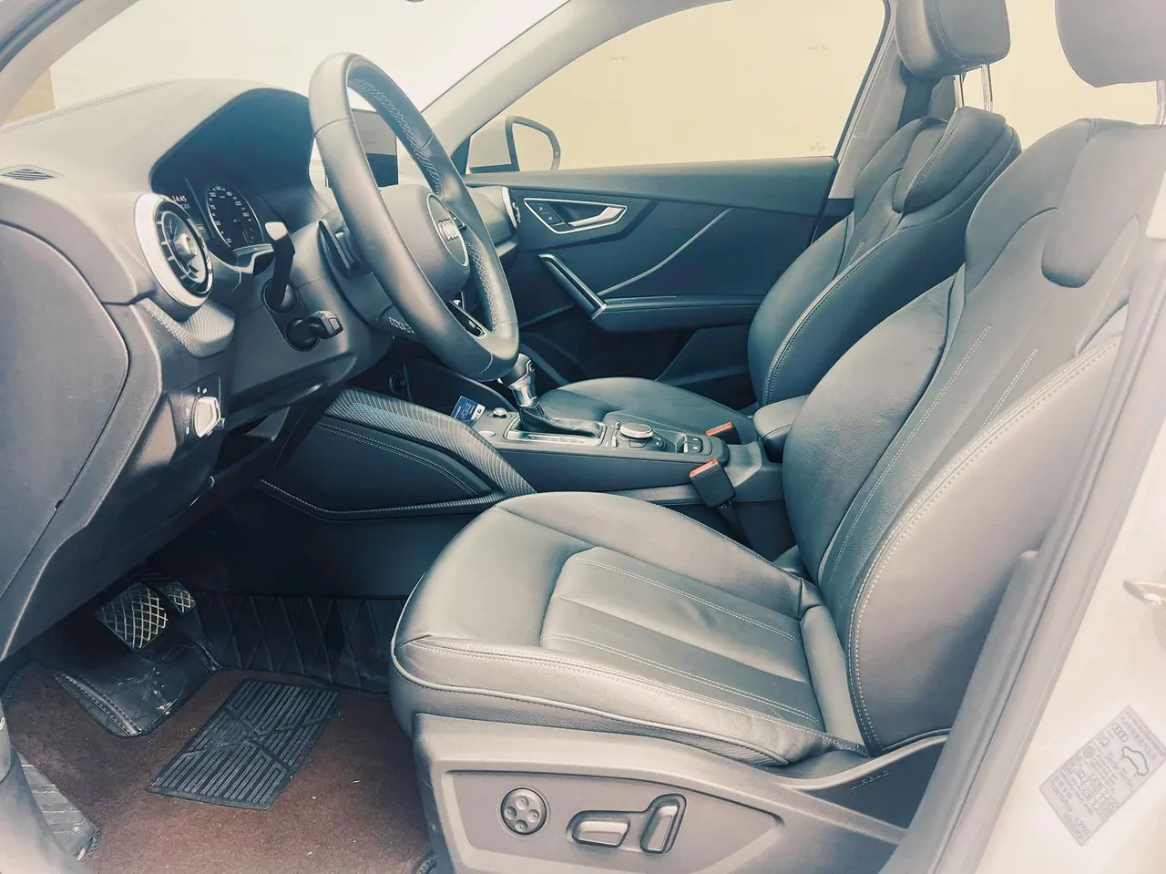 Audi 2022 Q2L 1.4TFSI 35TFSI Fashion Elegant Automatic 2