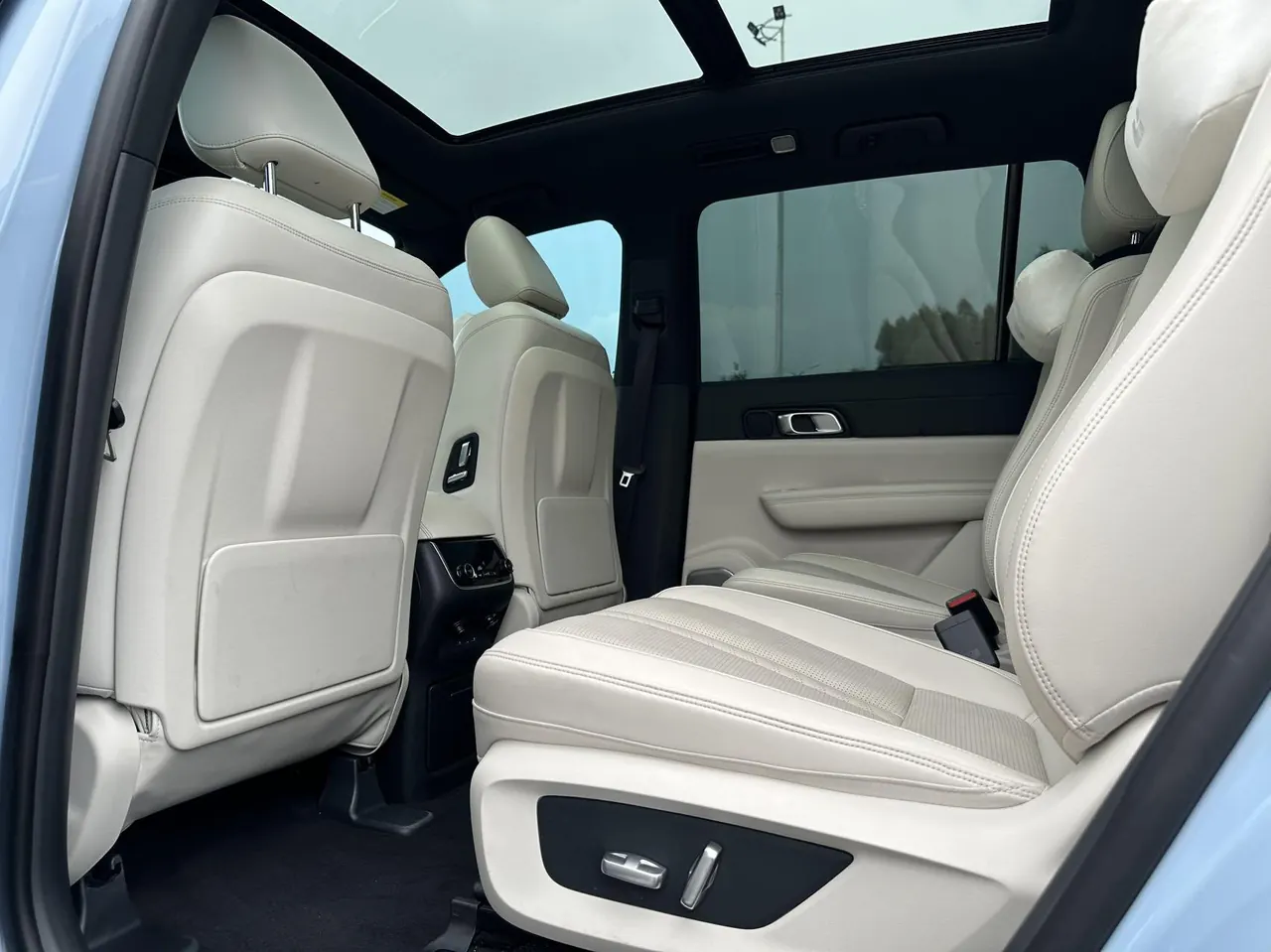 Li 2020 ONE 1.2T extended range 6-seat automatic gear 4