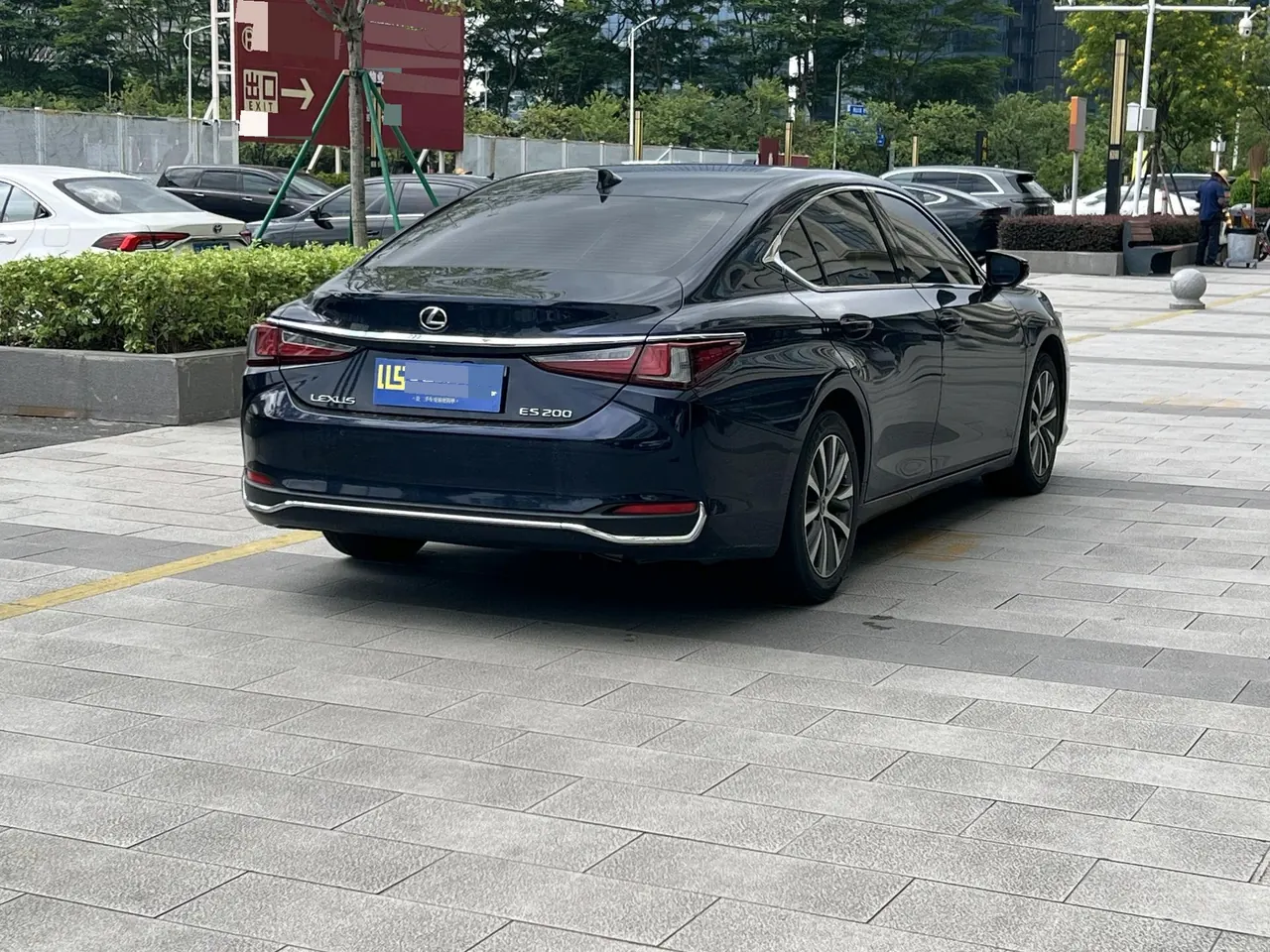 Lexus ES (Imported) 2020 ES200 2.0 Stepless Premium Edition Automatic Gear 4