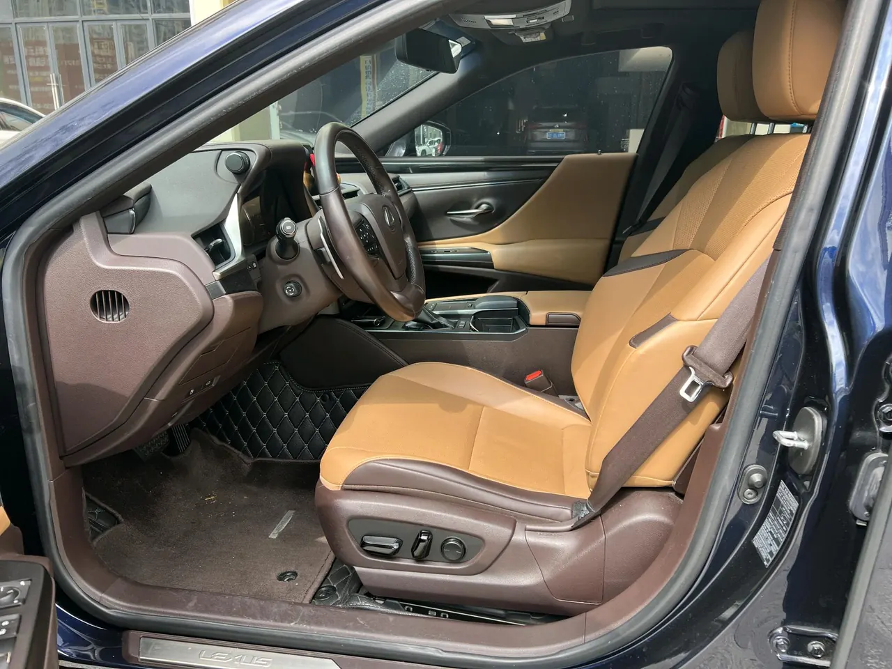 Lexus ES (Imported) 2020 ES200 2.0 Stepless Premium Edition Automatic Gear 7