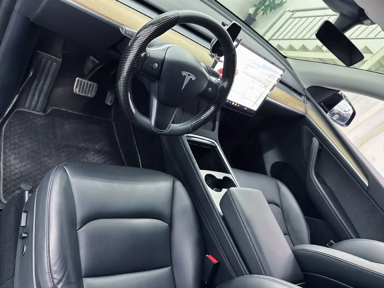 Tesla 2021 Model Y Standard Endurance Rear Drive Automatic Gear 4