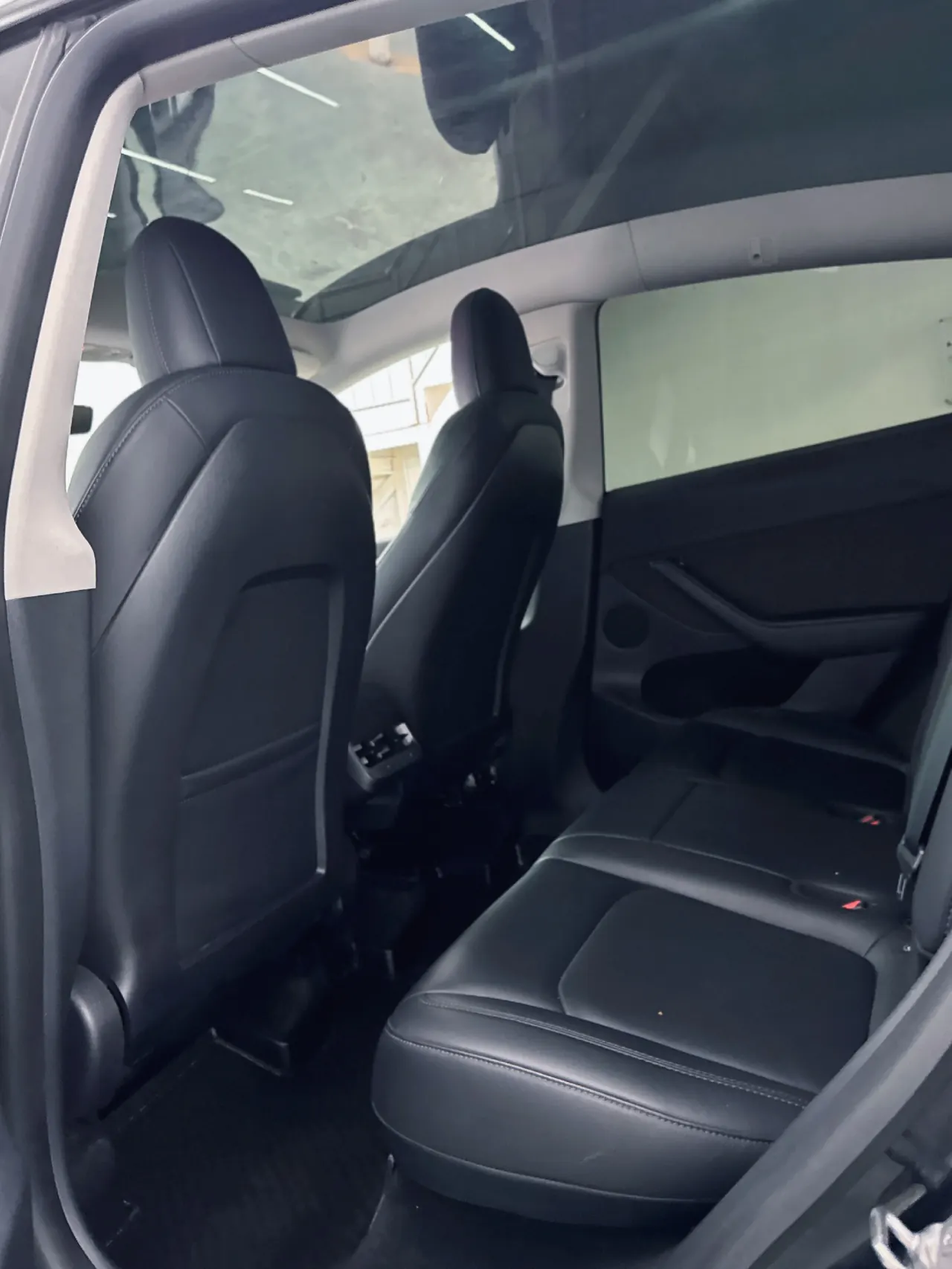 Tesla 2021 Model Y Standard Endurance Rear Drive Automatic Gear 5