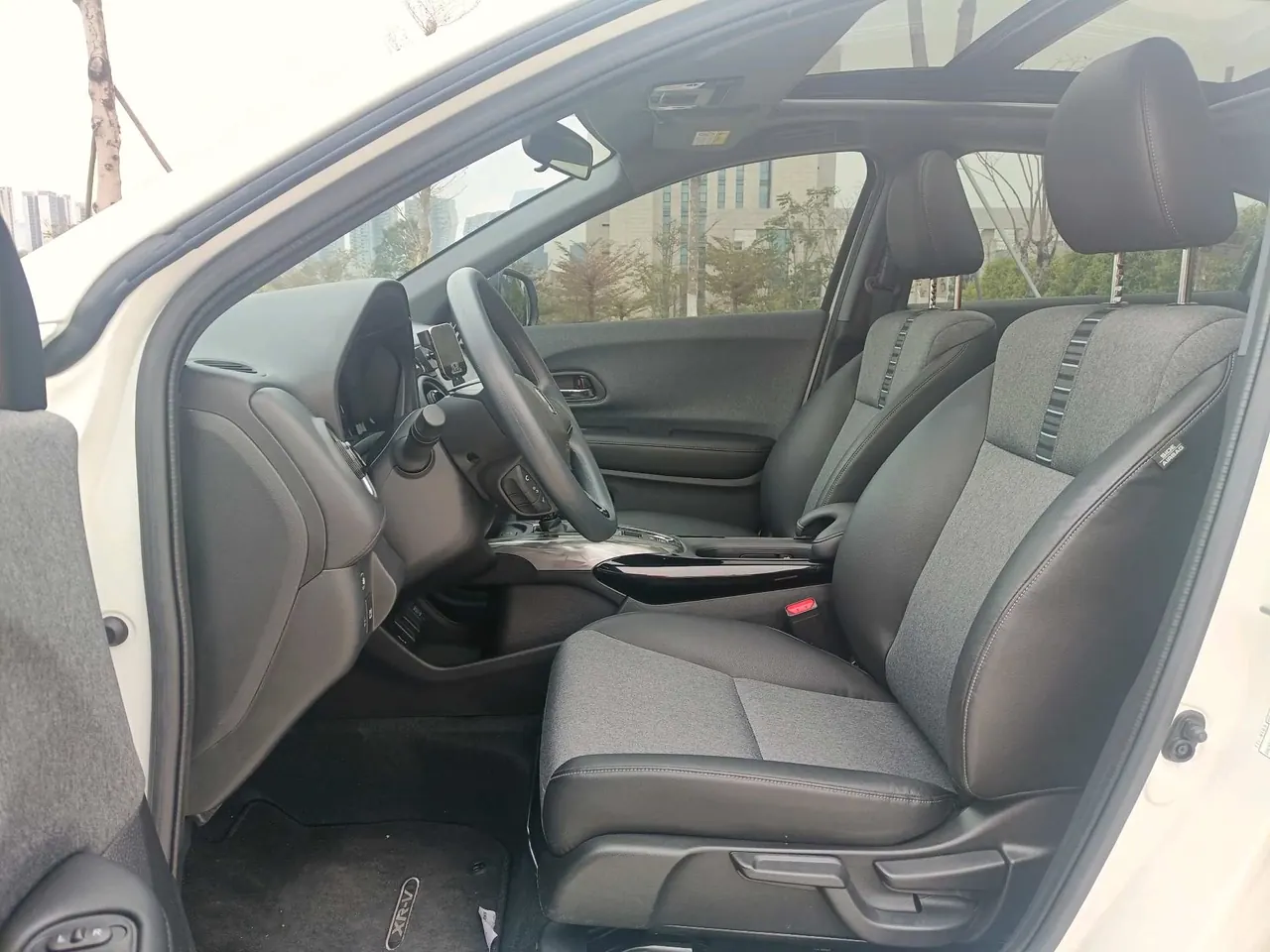Honda 2021 XR-V 1.5 Stepless Comfort Edition Automatic Gear 3