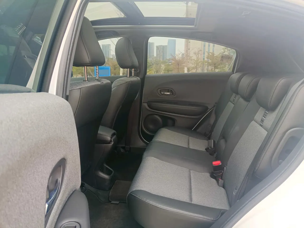 Honda 2021 XR-V 1.5 Stepless Comfort Edition Automatic Gear 4