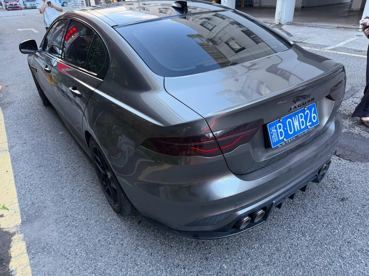 Jaguar 2021 XEL 2.0T 250PS Obsidian Black Sports Edition Automatic Gear 9