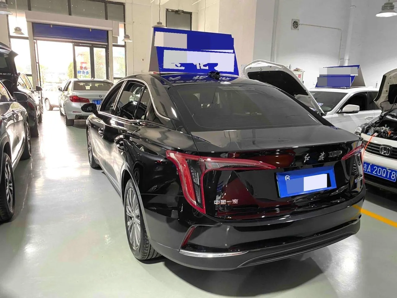 HongQi 2022 E-QM 5 431km Charging Enjoy Edition Automatic Gear 4