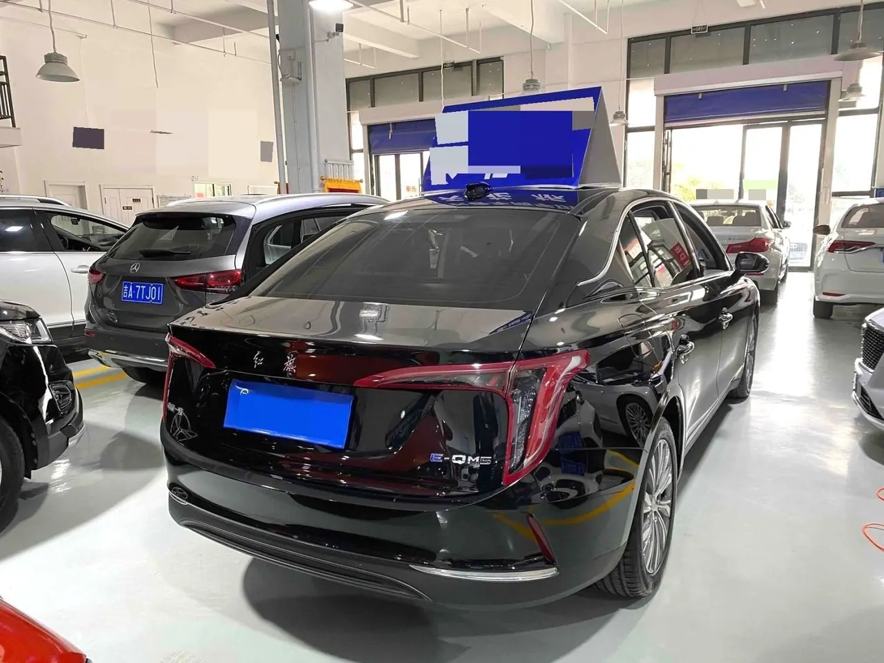 HongQi 2022 E-QM 5 431km Charging Enjoy Edition Automatic Gear 6