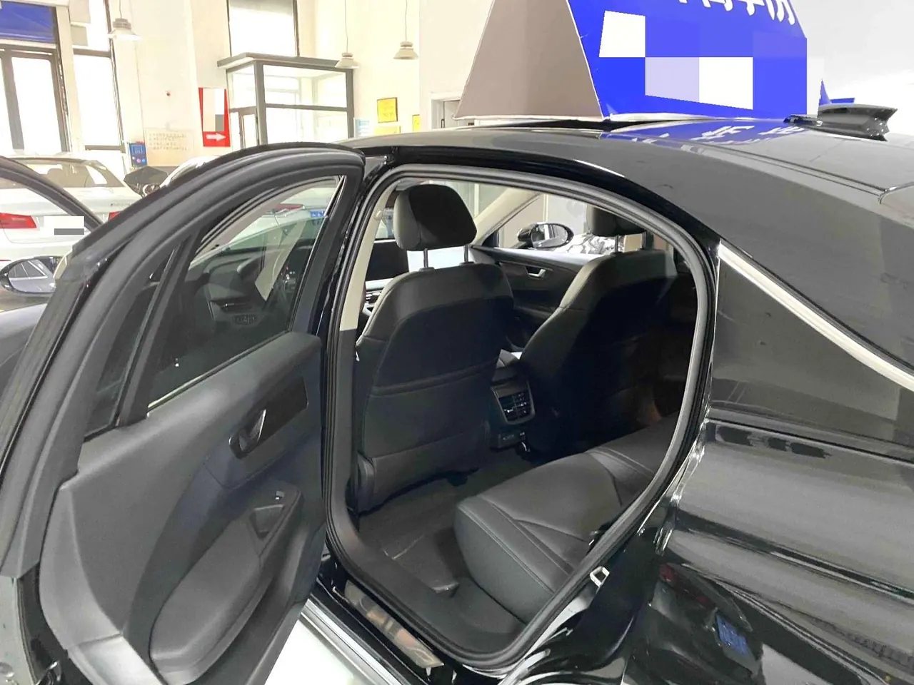 HongQi 2022 E-QM 5 431km Charging Enjoy Edition Automatic Gear 9