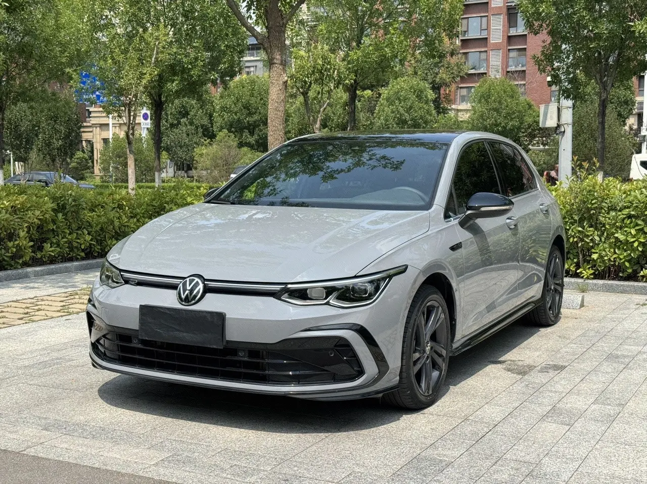 Open image lightbox: Volkswagen 2021 Golf 8 R-Line 1.4TSI 280TSI Automatic