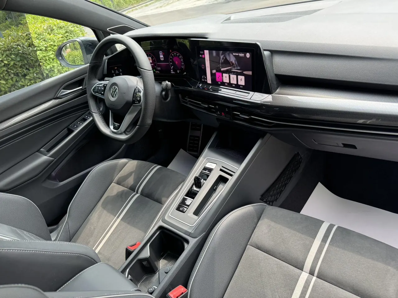 Volkswagen 2021 Golf 8 R-Line 1.4TSI 280TSI Automatic 20