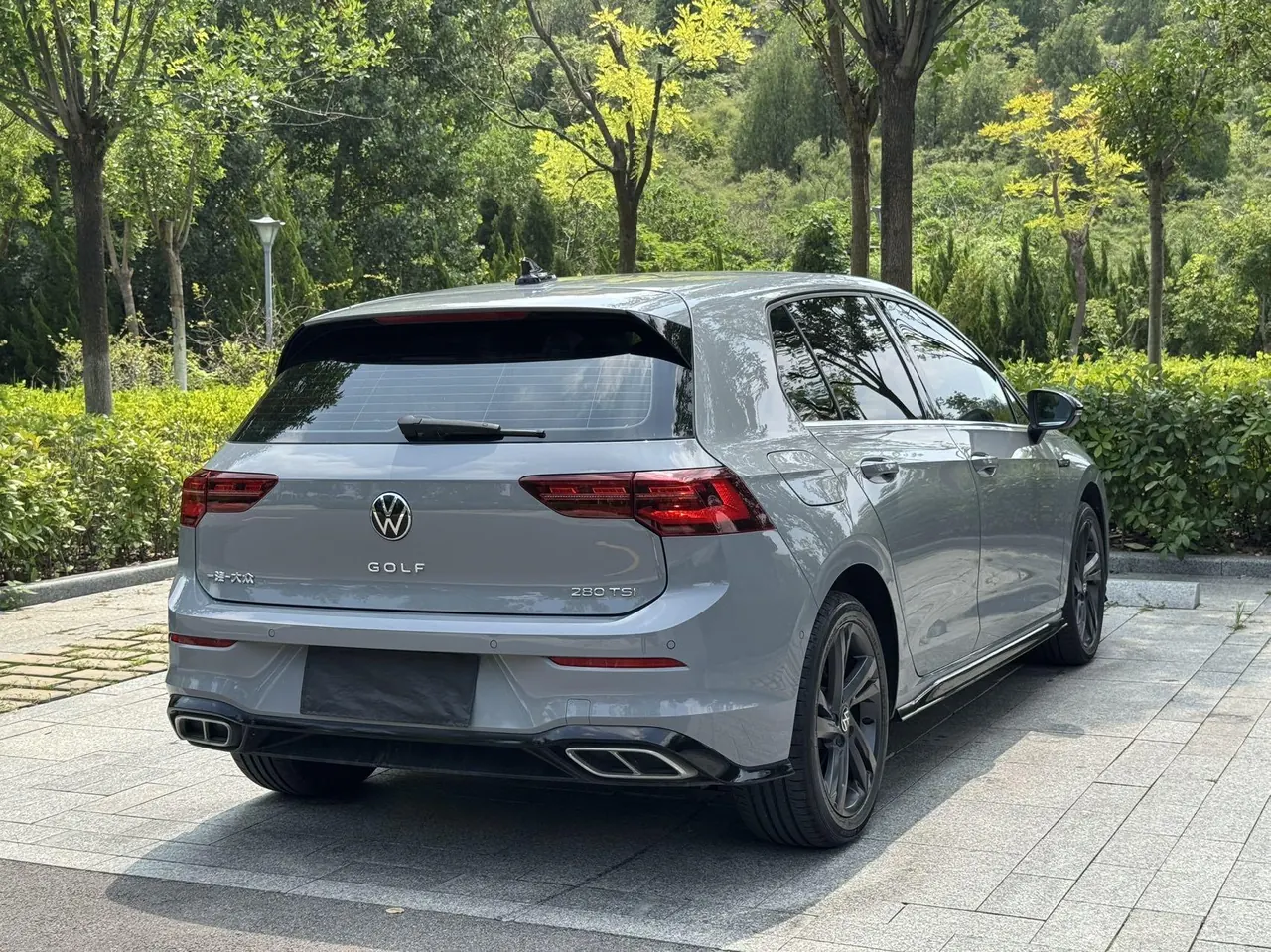 Volkswagen 2021 Golf 8 R-Line 1.4TSI 280TSI Automatic 8