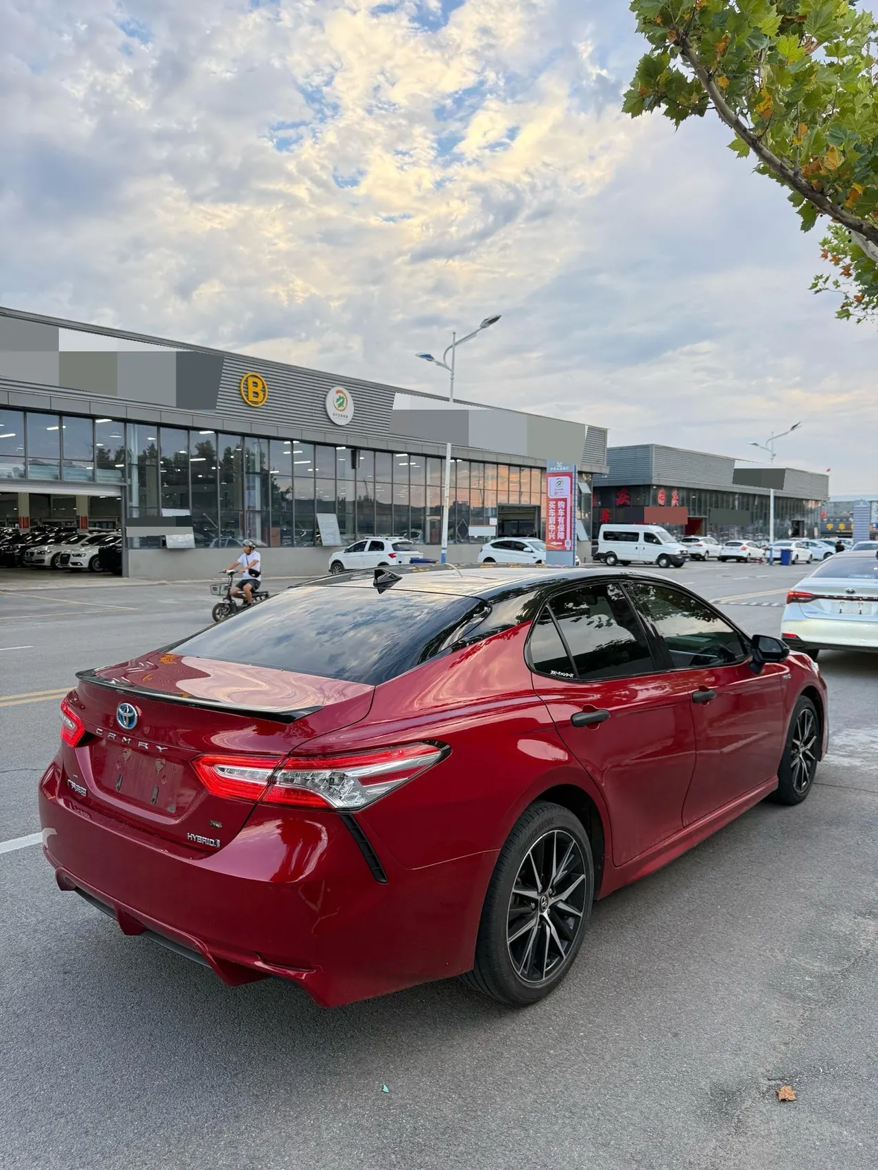 Toyota 2021 Camry Dual Engine 2.5HS Stepless Front Edition Automatic Gear 7