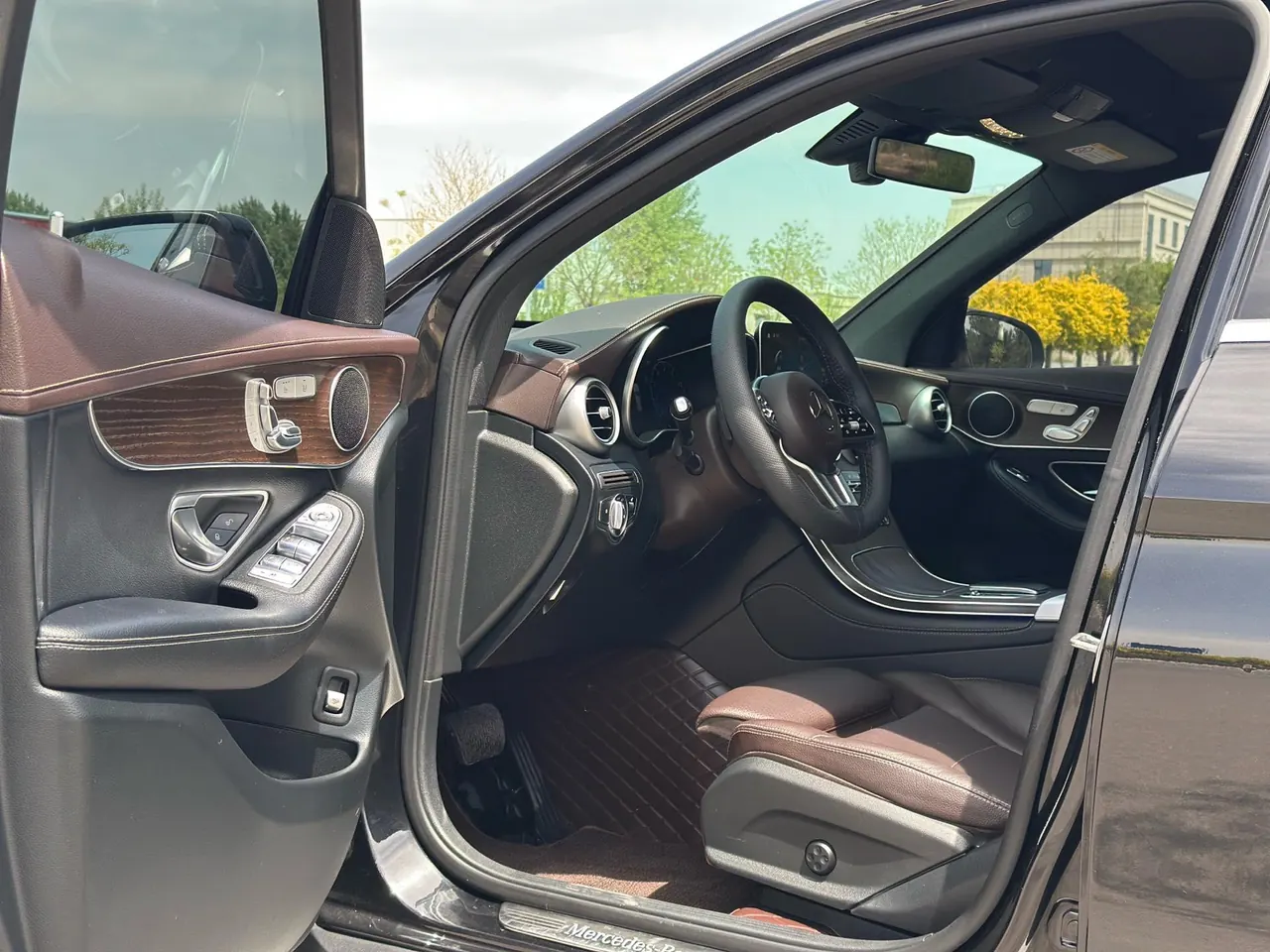 Mercedes Benz 2021 GLC 260 L 4MATIC 2.0T Luxury Automatic 4