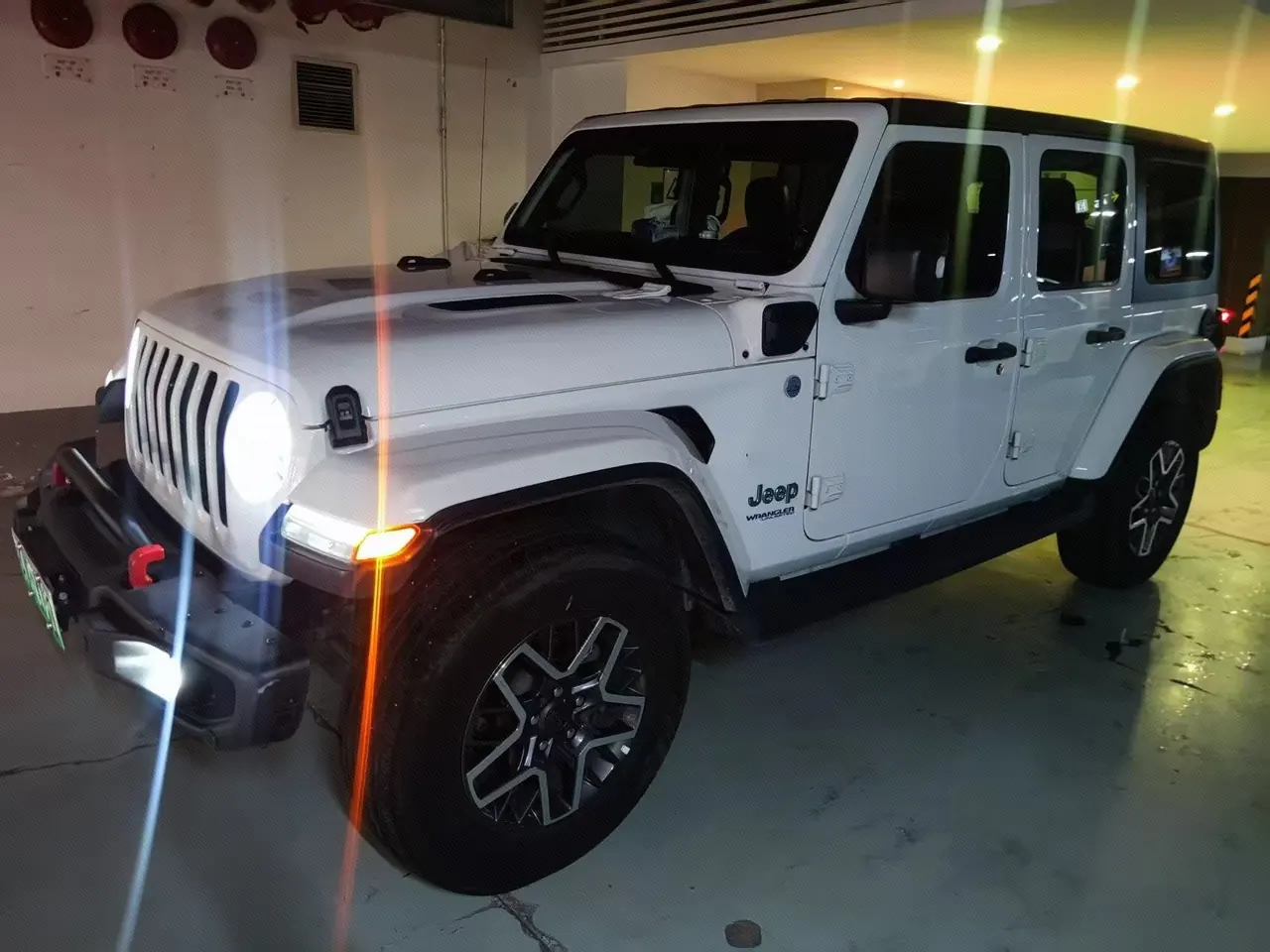 Jeep herdsman New Energy (Imported) 2021 herdsman 4xe 2.0T Sahara Automatic - View 1