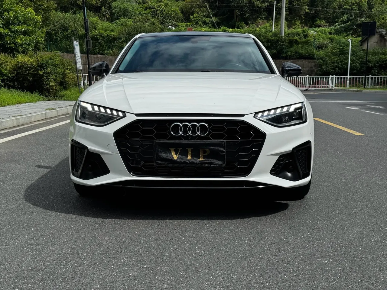 Audi 2020 A4L 2.0TFSI 40TFSI Deluxe Dynamic Automatic 2