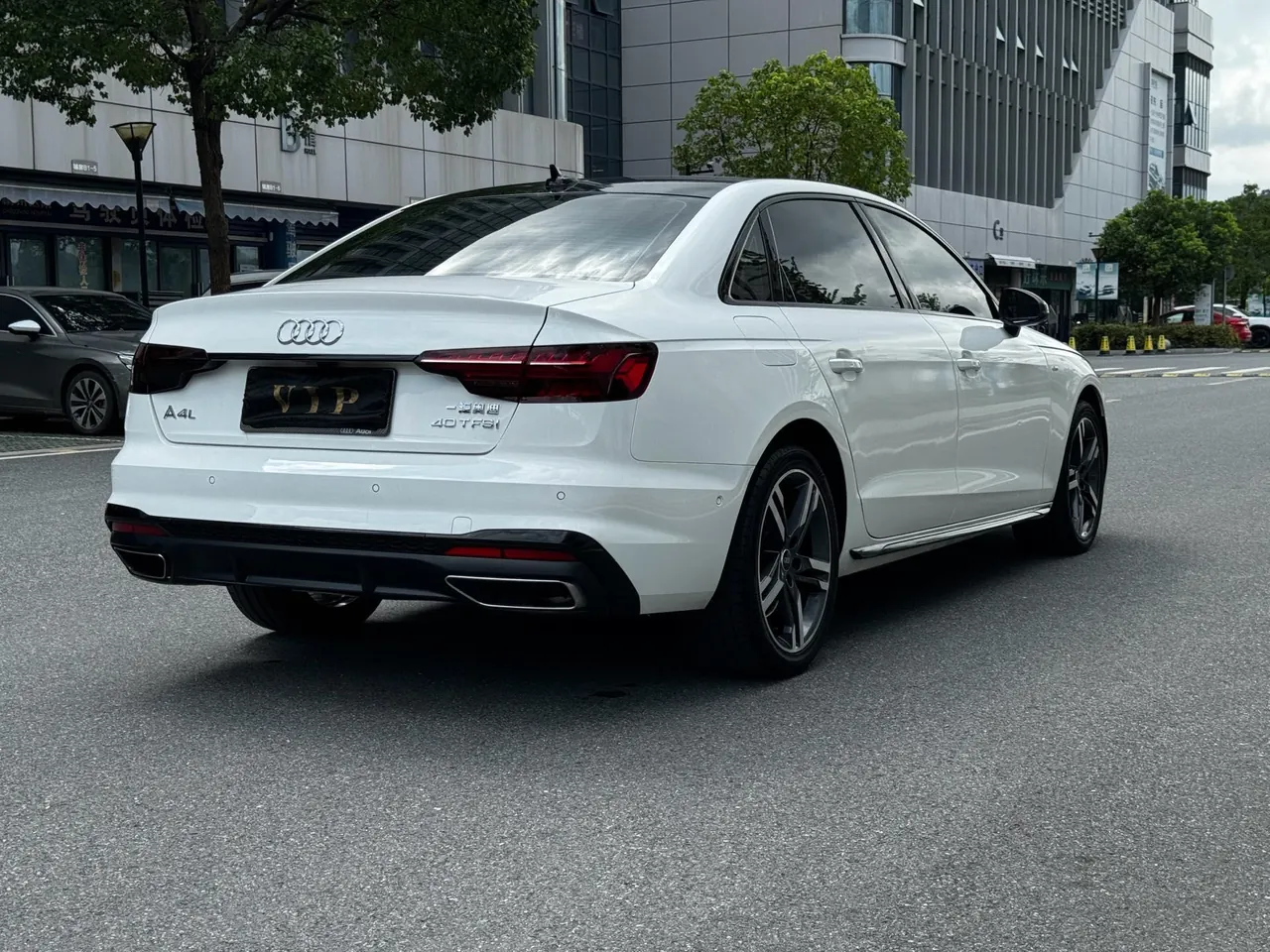 Audi 2020 A4L 2.0TFSI 40TFSI Deluxe Dynamic Automatic 6
