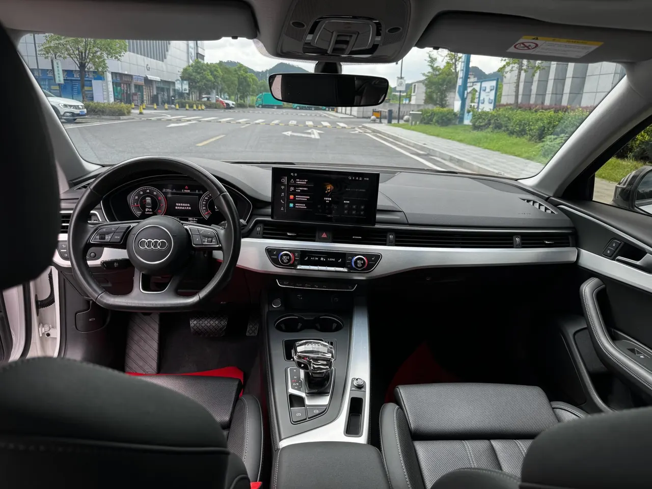 Audi 2020 A4L 2.0TFSI 40TFSI Deluxe Dynamic Automatic 9