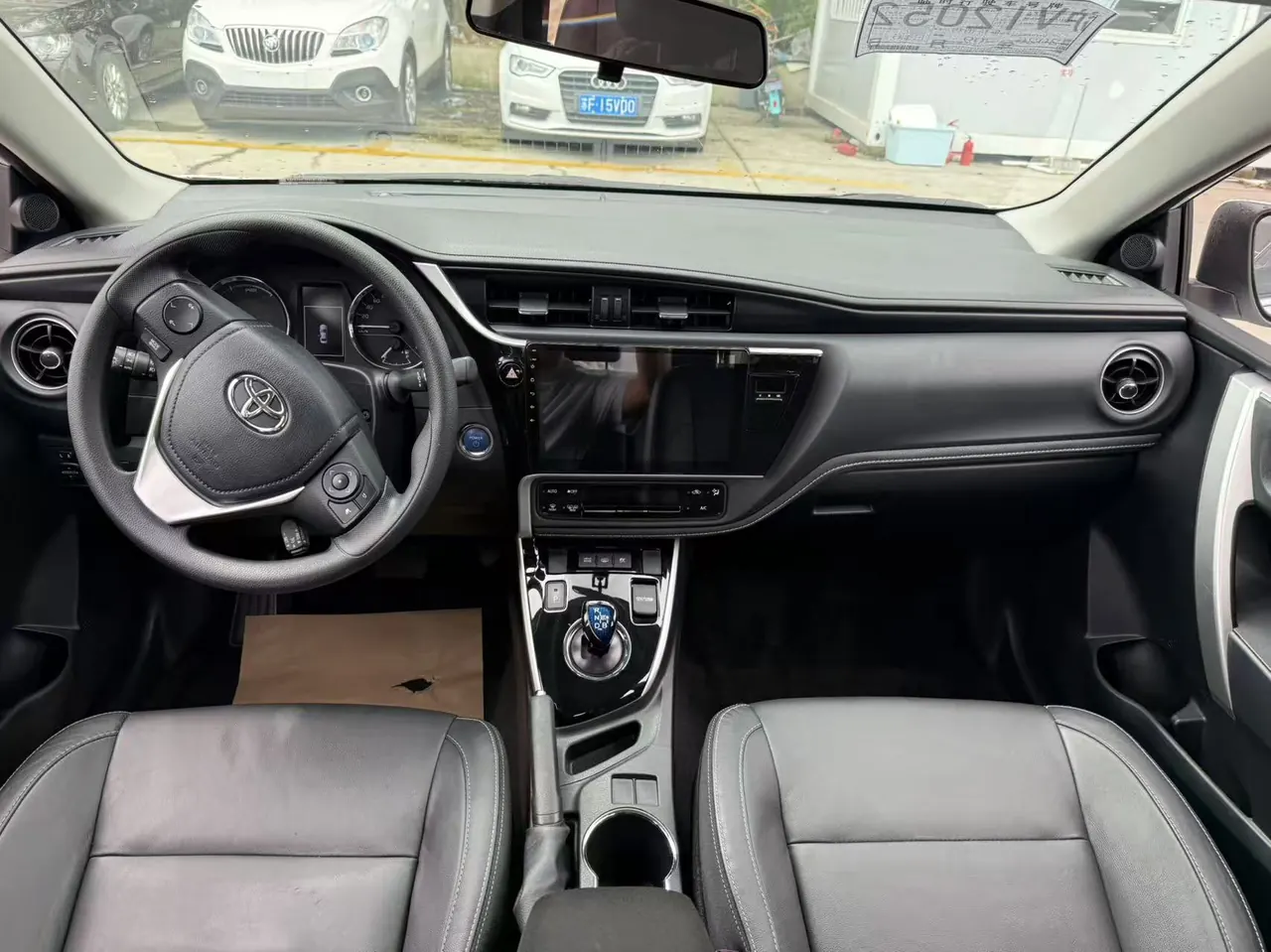 Toyota 2020 Corolla Double Engine E 1.8 Stepless Comfort Edition Automatic Gear 3