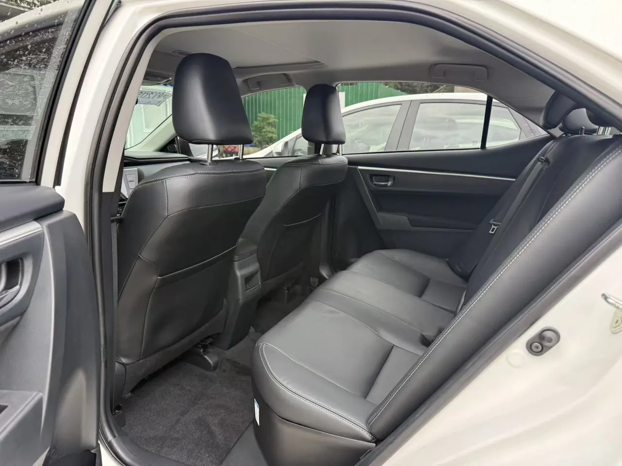 Toyota 2020 Corolla Double Engine E 1.8 Stepless Comfort Edition Automatic Gear 4