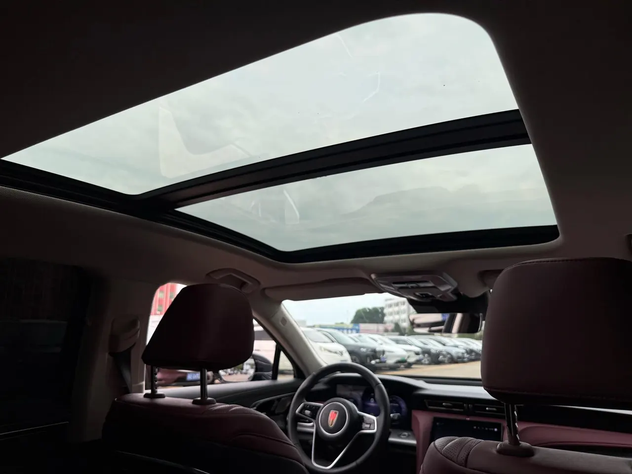 HongQi 2024 H5 2.0T Zhilian Flag Collar Edition Automatic Gear 15
