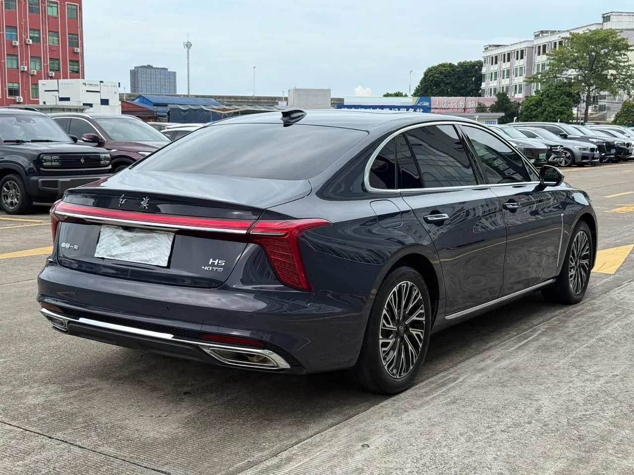HongQi 2024 H5 2.0T Zhilian Flag Collar Edition Automatic Gear 7