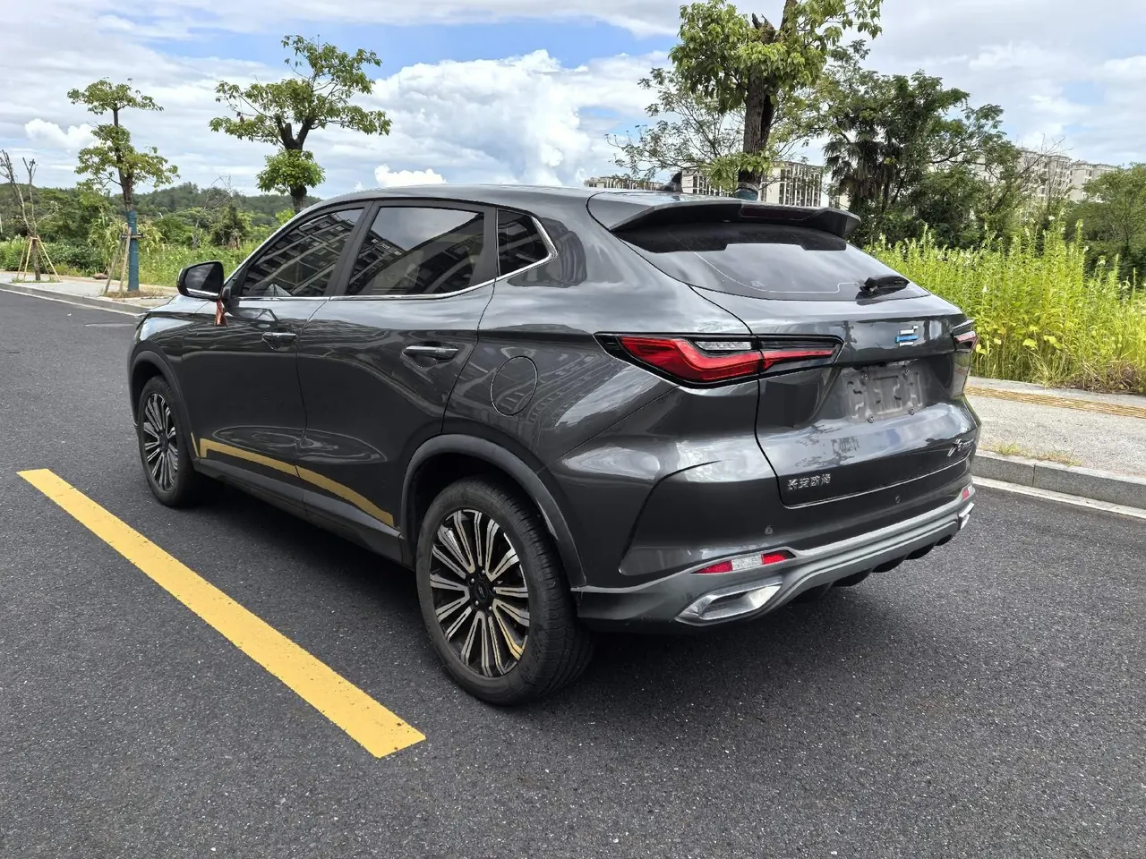 Oshan 2023 X5 1.5T Enjoy Deluxe Automatic Gear 6