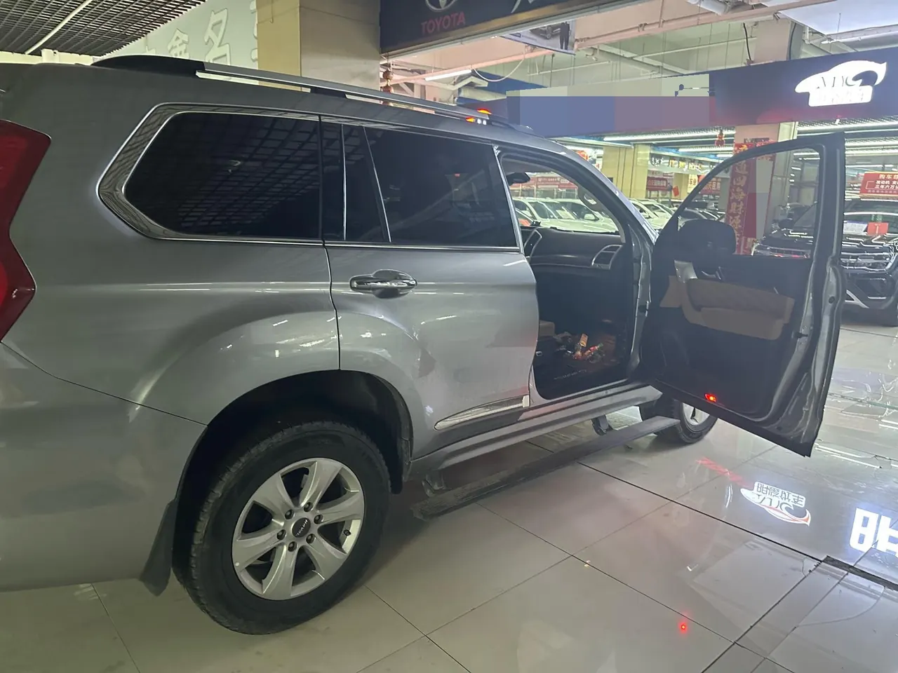 Haval 2020 H9 2.0T 4-wheel drive exclusive 5-seat automatic gear 8