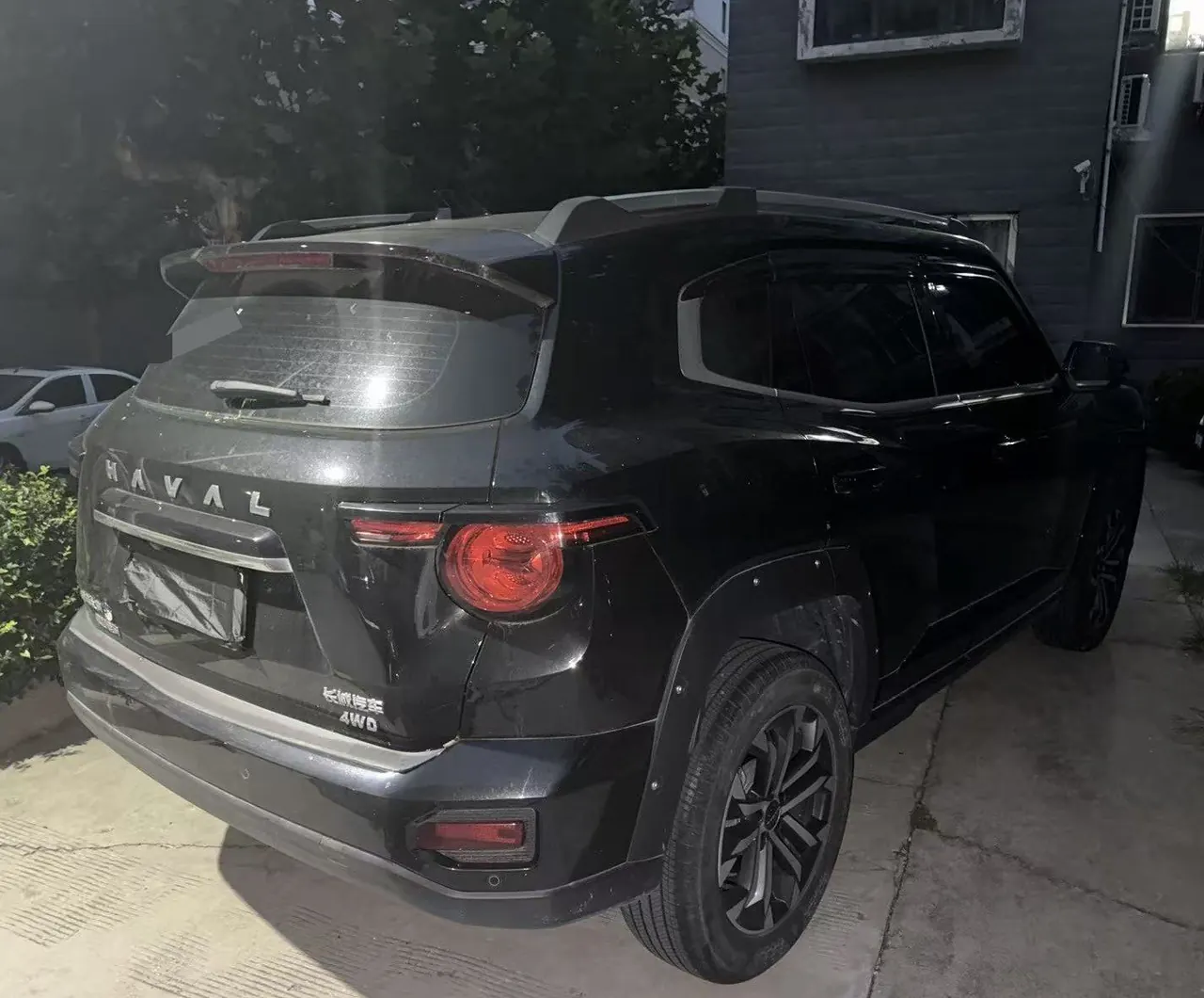 Haval 2023 big dog 2.0T 4-wheel drive Chao Ye Plus automatic gear 3