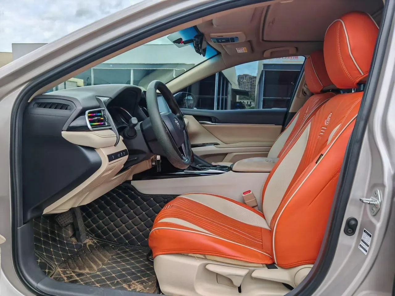 Toyota 2021 Camry 2.0E Stepless Elite Edition Automatic Gear 6