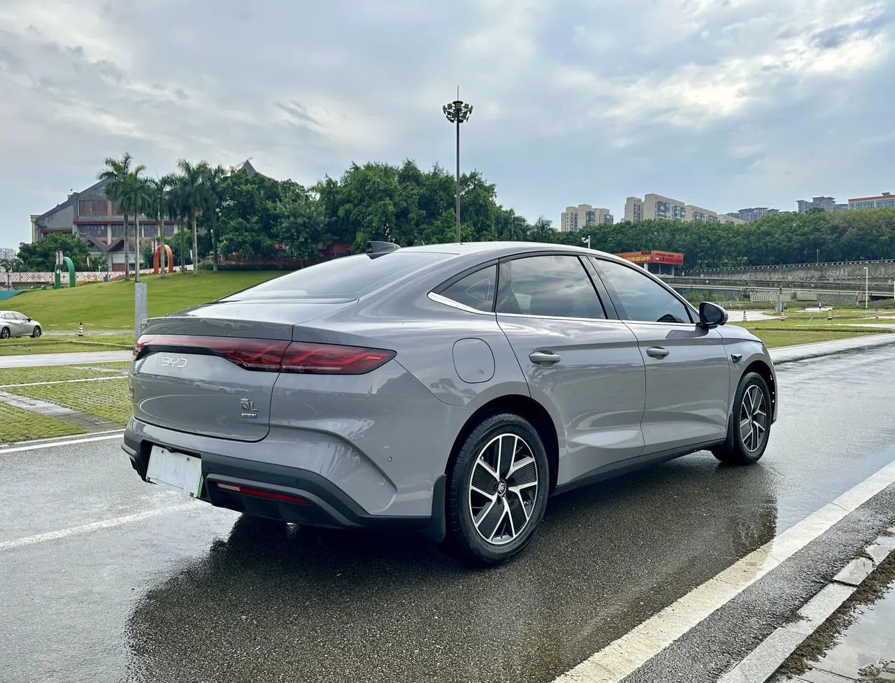 BYD 2026 Qin L DM-i 1.5 stepless 128KM leading automatic gear 3