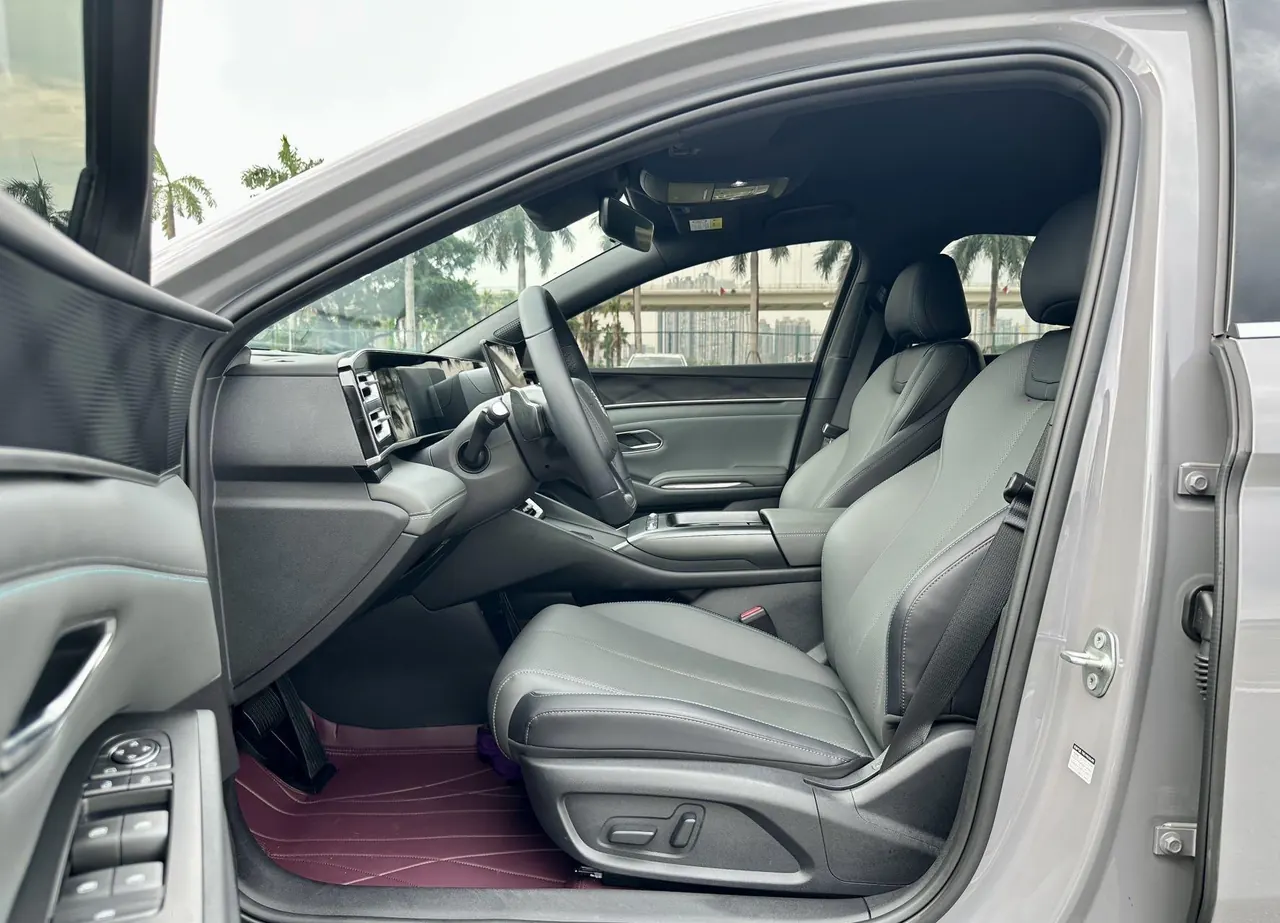 BYD 2026 Qin L DM-i 1.5 stepless 128KM leading automatic gear 6
