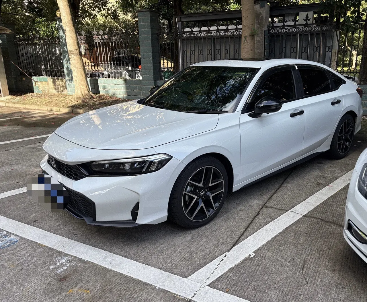 打开图片灯箱:Honda 2026 Civic 1.5T Stepless 240TURBO Smart Max Edition Automatic Gear