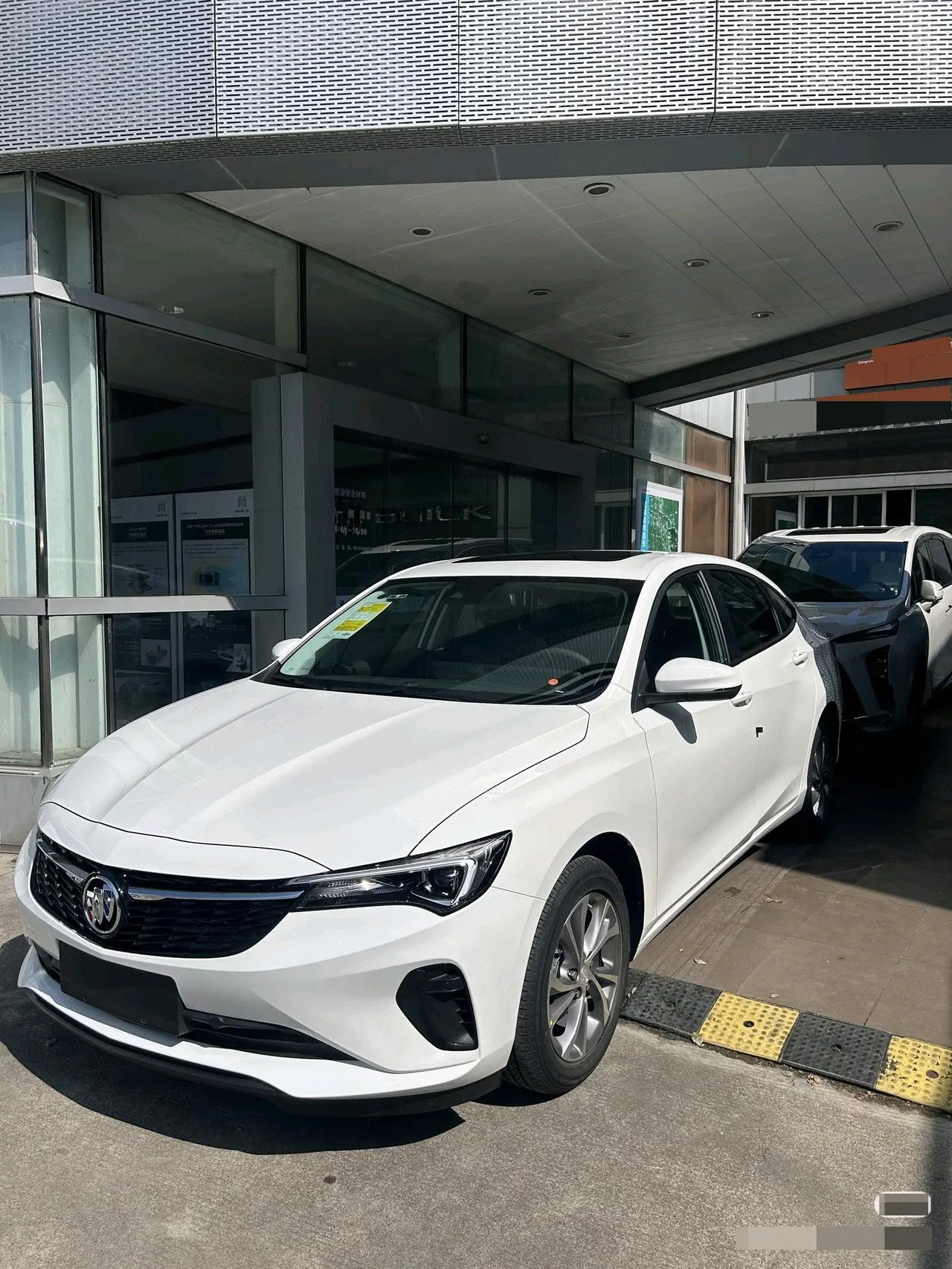 Open image lightbox: Buick 2023 Weilang Pro 1.5T Stepless Music Edition Automatic Gear