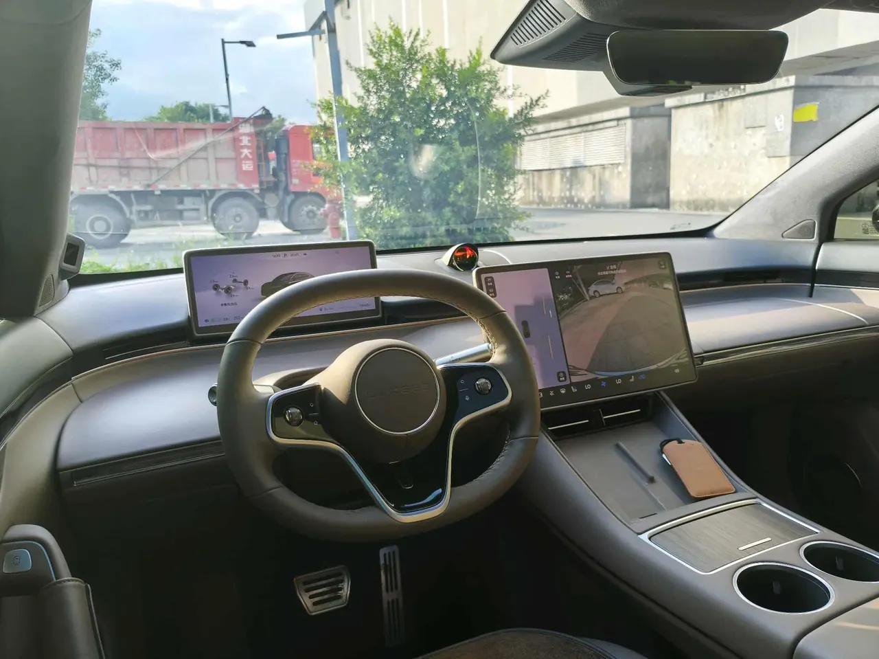 Intellectual 2024 R 7 736km UItra automatic gear 13