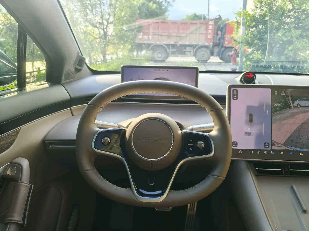 Intellectual 2024 R 7 736km UItra automatic gear 14