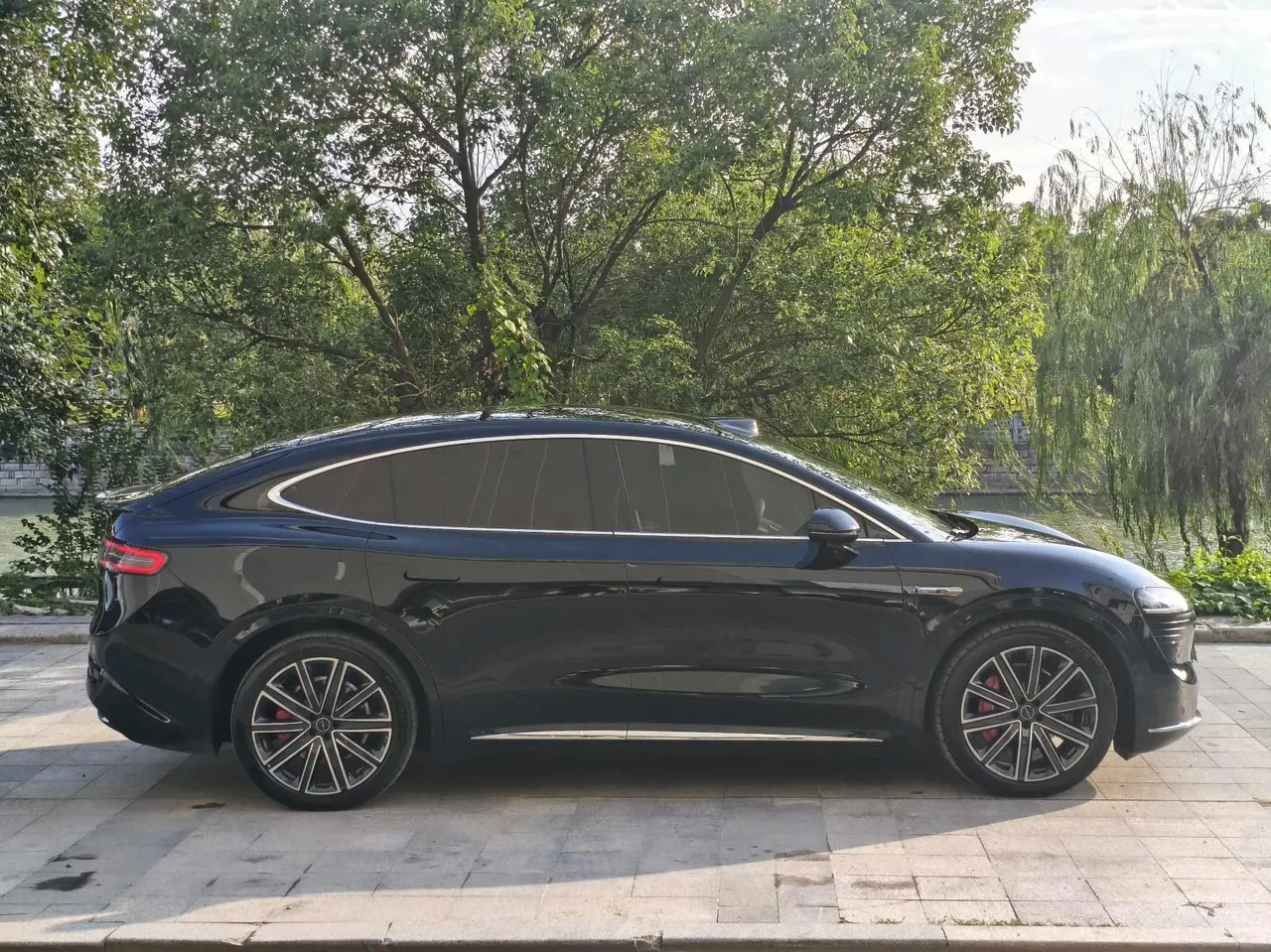 Intellectual 2024 R 7 736km UItra automatic gear 4