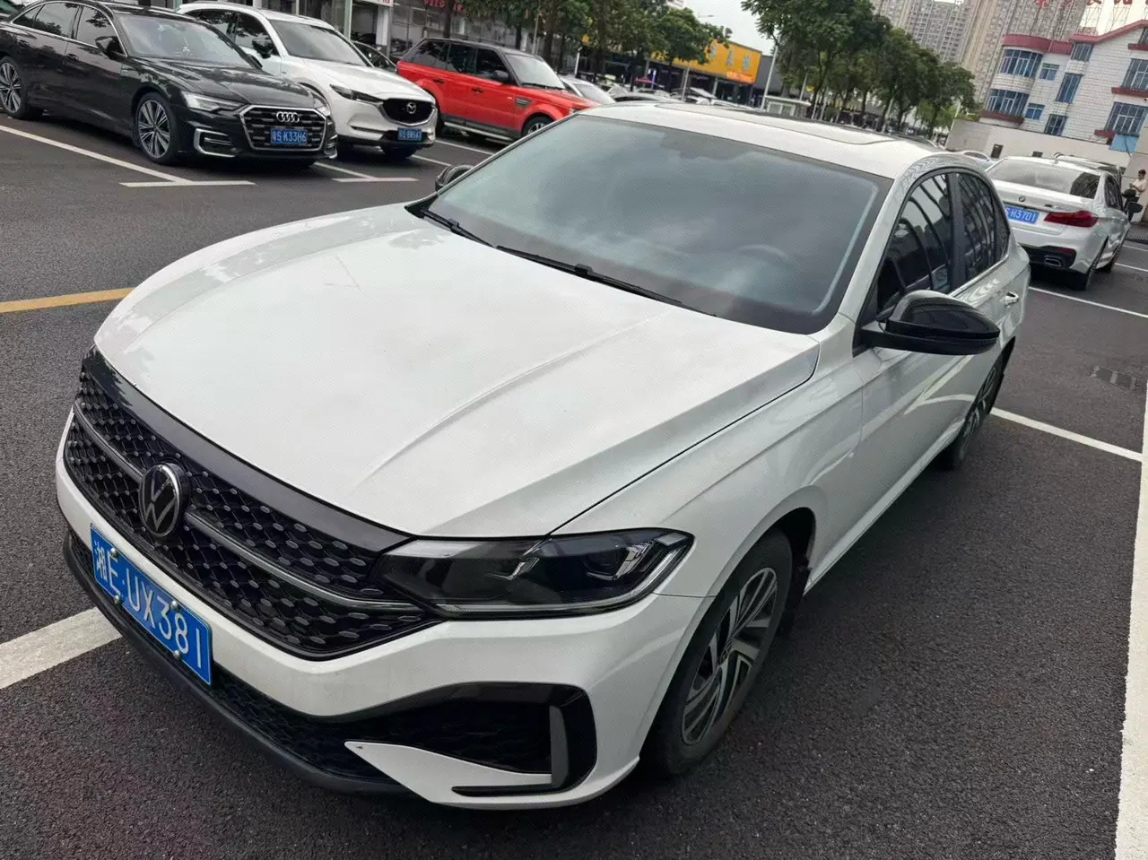 打开图片灯箱:Volkswagen 2023 Lavida 1.4TSI 280TSI Star Full Escape Edition Automatic Gear